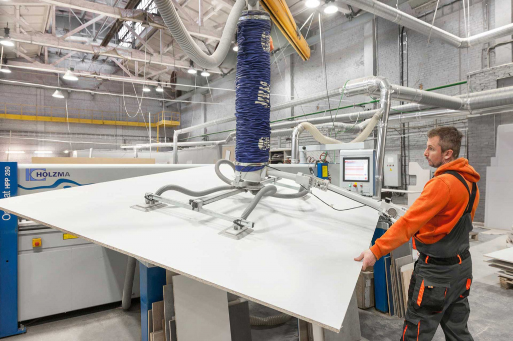 Производство